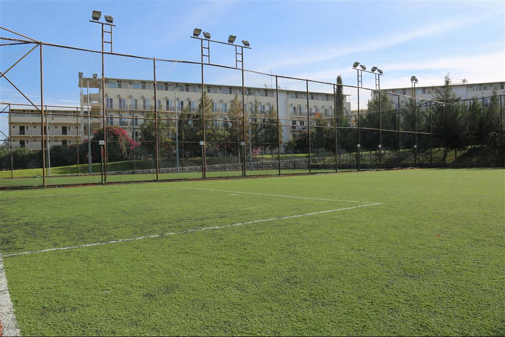 8- Outdoor Sport Pitches (Syntetic Turf Fotball)_resized